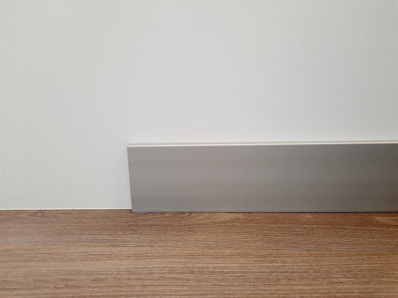 Battiscopa in PVC piano 3 altezze