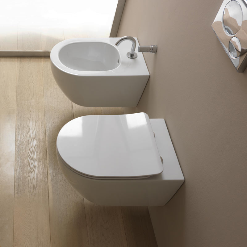 Like Sanitari Bagno Sospesi con Sistema Easy Clean